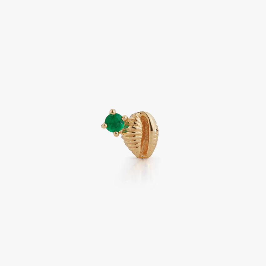 Bitsy Bean Stud with Emerald - Closed